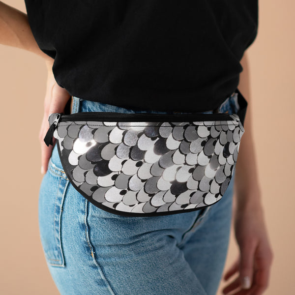 SHINY SILVER SEQUIN PRINT - Fanny Pack