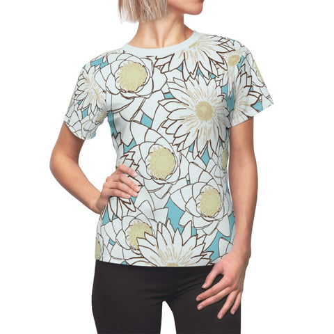 BOLD WHITE & YELLOW FLOWERS - Tee