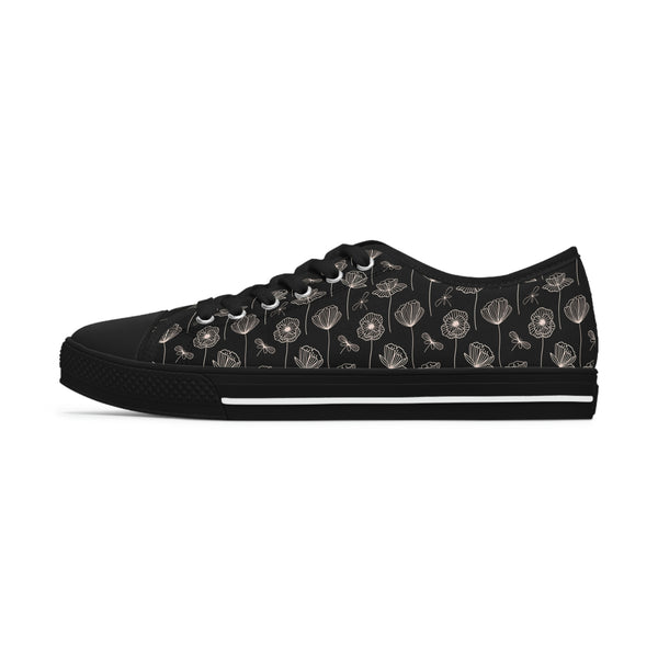 CREAM CUPS & BLACK - Women's Low Top Sneakers Black Sole