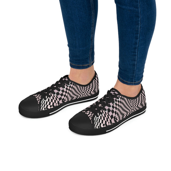 ILLUSION PINK - Women's Low Top Sneakers Black Sole