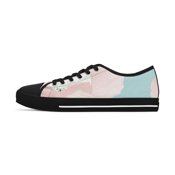 PINK FLOWERS IN BLUE SKY - Women's Low Top Sneakers Black Sole